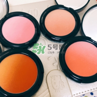 美寶蓮漸變?nèi)t試色 美寶蓮微醺情報漸變?nèi)t怎么樣？