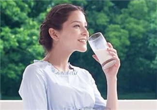 孕婦奶粉和普通奶粉的區(qū)別  懷孕必須喝孕婦奶粉嗎？