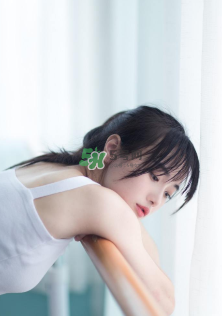 女金膠囊經(jīng)期可以吃嗎？女金膠囊什么時候吃最好？