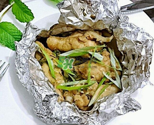 烤餅干可以用錫紙嗎？烤餅干用錫紙還是油紙