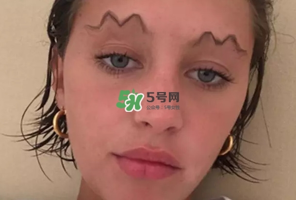 波浪眉是怎么畫的？為什么流行波浪眉？