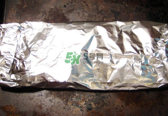 錫紙有毒嗎？錫紙是鋁箔紙嗎？