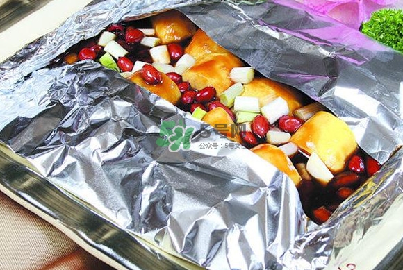 錫箔紙用哪一面？錫箔紙有正反面嗎