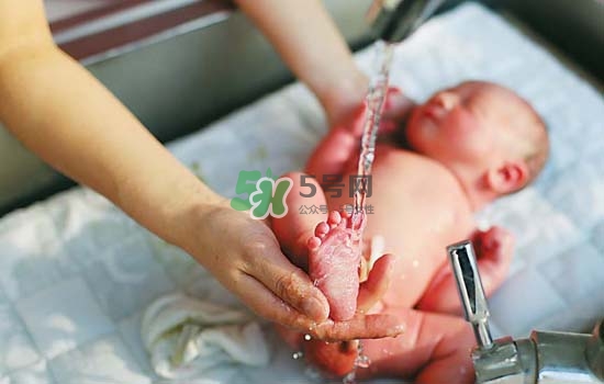 巨大兒長大后會正常嗎？巨大兒的寶寶有什么要注意的嗎