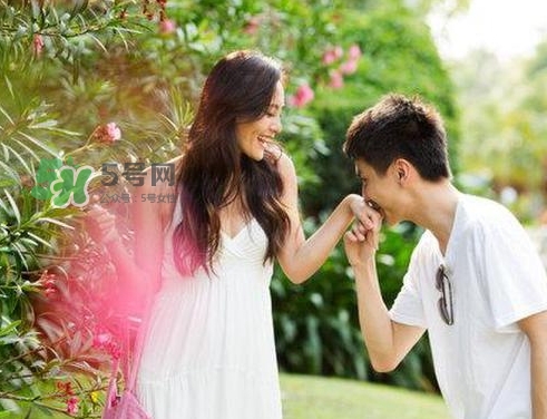 婚外情如何調(diào)查取證？網(wǎng)絡(luò)聊天記錄屬于婚外情證據(jù)嗎？