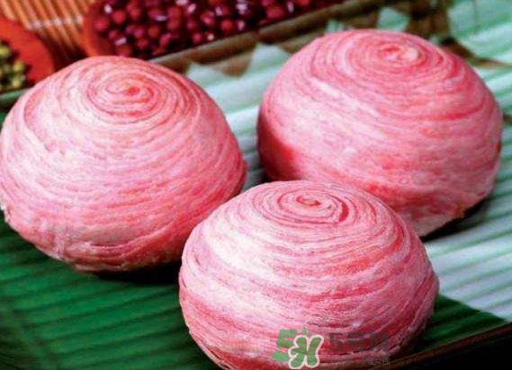 酥皮月餅烤多長(zhǎng)時(shí)間？酥皮月餅水油面比例