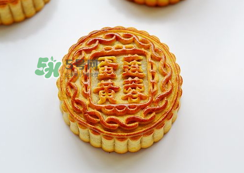 蛋黃月餅多少錢一個(gè)？蛋黃月餅好吃嗎？