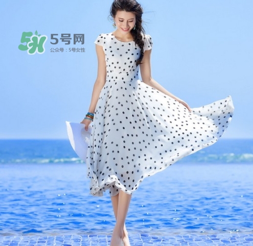 十月份去三亞穿什么衣服？10月份去三亞穿衣搭配