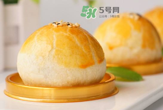 蛋黃酥熱量高嗎？一個蛋黃酥的熱量