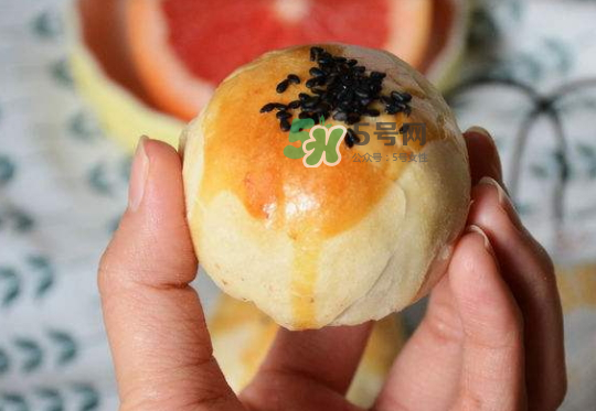 蛋黃酥為什么會破皮？蛋黃酥破皮的原因