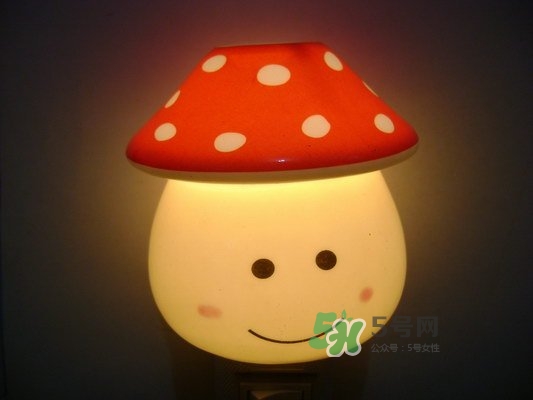 帶嬰兒自駕游準(zhǔn)備什么？帶寶寶自駕游注意事項