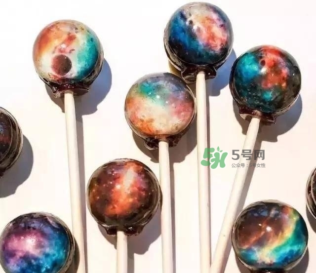 魅可棒棒糖唇釉持久度怎么樣？魅可清新唇釉好用嗎？