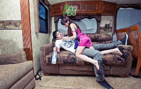 哪些女人容易出軌？易出軌女性的8大特征