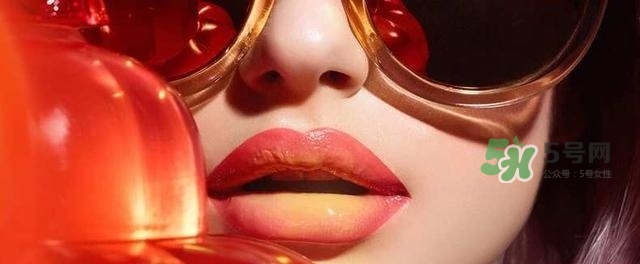 魅可棒棒糖唇釉持久度怎么樣？魅可清新唇釉好用嗎？