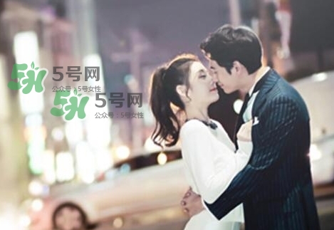 老公出軌一定要離婚嗎？如何挽救婚姻危機(jī)？