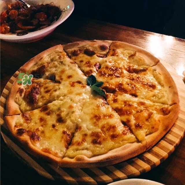 樂(lè)凱撒披薩好吃嗎 樂(lè)凱撒披薩味道怎么樣 樂(lè)凱撒披薩好吃嗎 樂(lè)凱撒披薩味道怎么樣