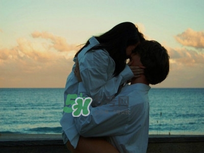 男人婚外戀是真心的嗎？男人是怎么看待自己出軌的？