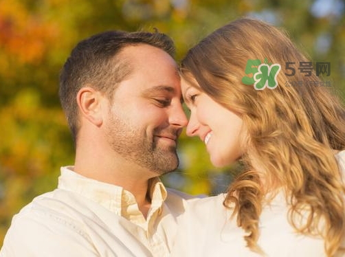 婚外情離婚財(cái)產(chǎn)如何分配？婚外情離婚賠償