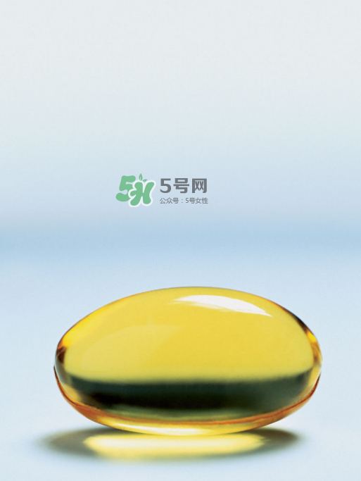 魚肝油是魚的肝做成的嗎？魚肝油是魚油嗎？