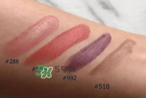 迪奧夾心999多少錢？迪奧夾心999口紅專柜價格