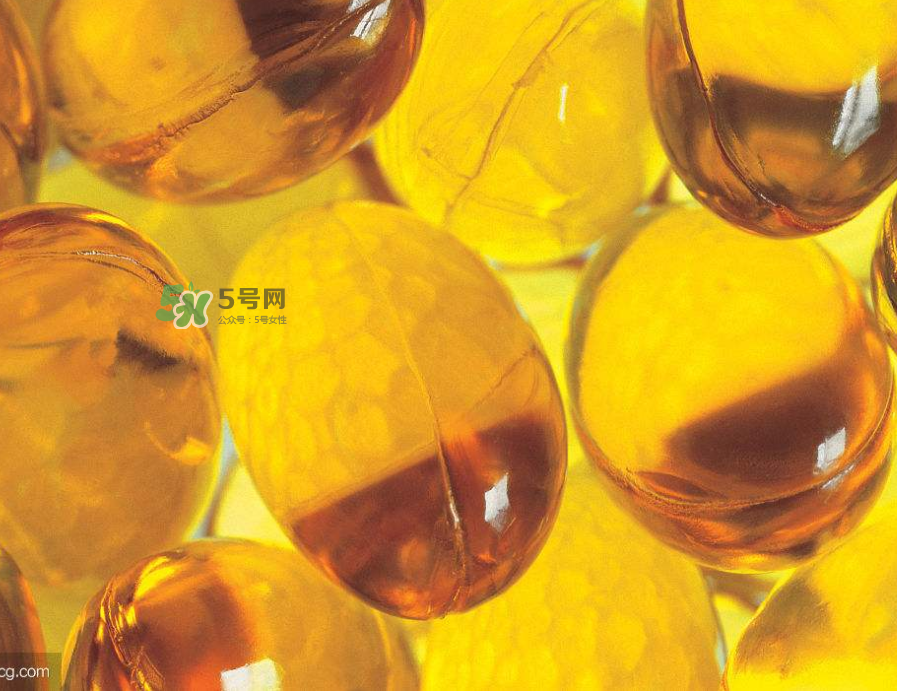 魚肝油怎么喂給寶寶吃？嬰兒魚肝油怎么喂？