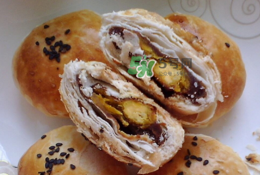 蛋黃酥為什么會(huì)爆開？蛋黃酥爆餡是什么原因？