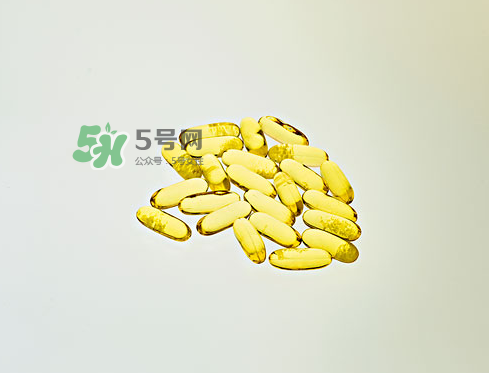 魚肝油可以空腹吃嗎？空腹可以吃魚肝油嗎？