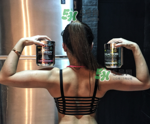 練肌肉一定要吃蛋白粉嗎？健身一定要吃蛋白粉嗎？