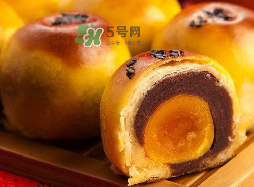 蛋黃酥烤多長時間最好？蛋黃酥烤多久？