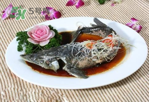 黑魚可以清蒸嗎？黑魚蒸多久？