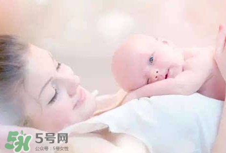 哺乳期來(lái)月經(jīng)正常嗎？哺乳期來(lái)例假正常嗎？