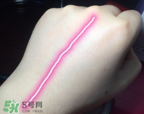 自然堂粉紅素顏霜怎么用？自然堂粉紅素顏霜使用心得