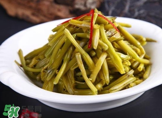 為什么說(shuō)黃花菜都涼了？黃花菜為什么要抽芯