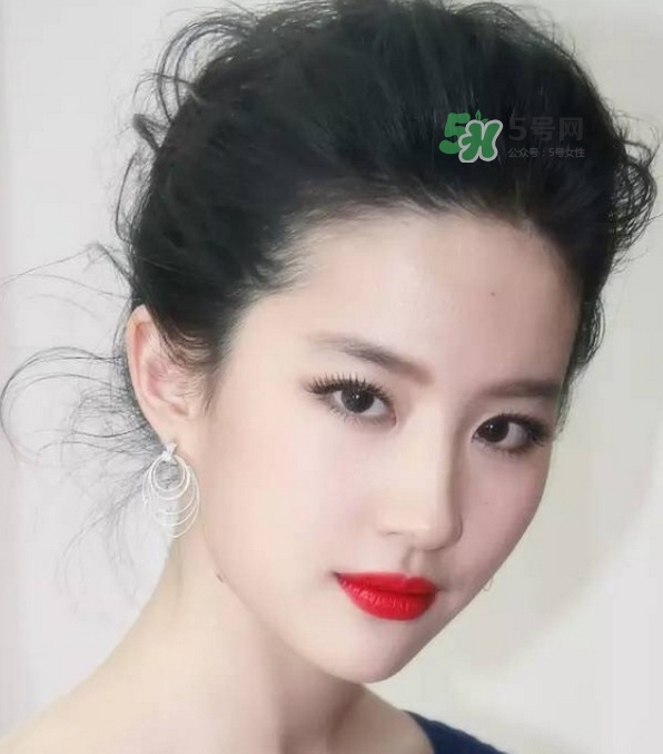 發(fā)際線低怎么調整？標準的發(fā)際線圖片