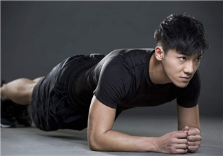 平板支撐會(huì)影響長高嗎？做平板支撐會(huì)不會(huì)長不高？