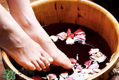 醋泡腳可以去死皮嗎？醋泡腳可以減肥嗎