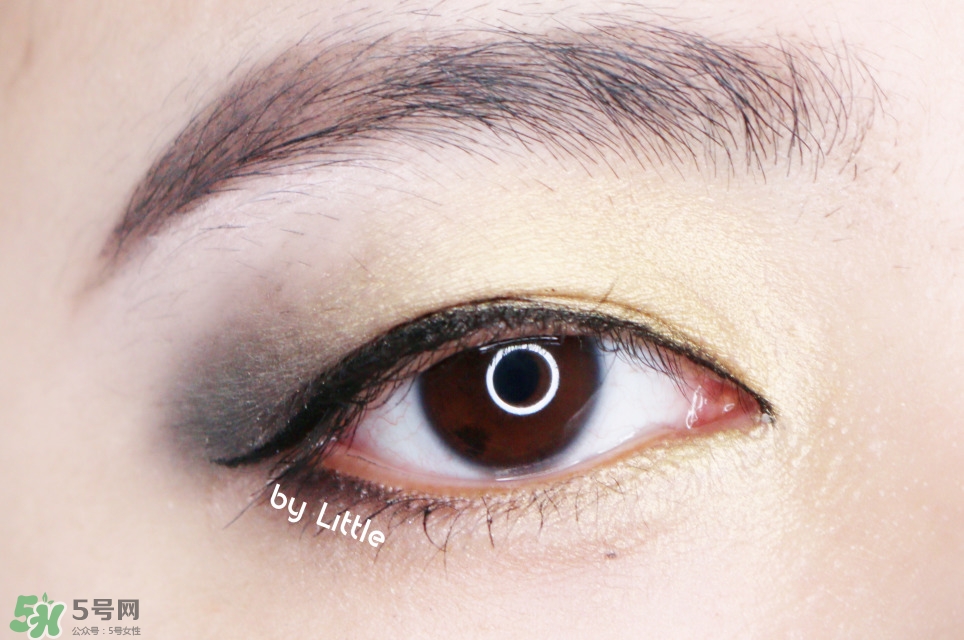 urban decay basquiat眼影盤色號_巴斯奎特眼影盤試色圖 urban decay basquiat眼影盤色號_巴斯奎特眼影盤試色圖