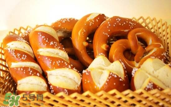 早餐吃面包會(huì)胖嗎？早餐吃面包好不好？