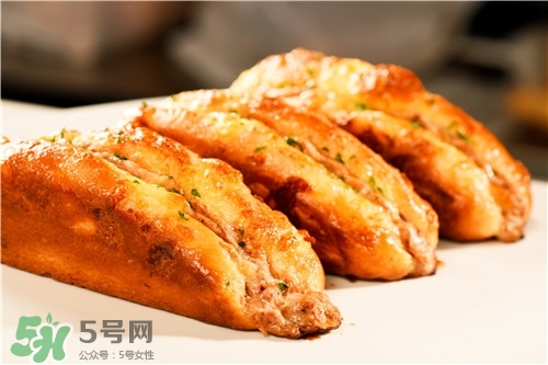 早餐吃面包會(huì)胖嗎？早餐吃面包好不好？