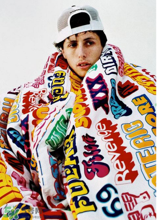 supreme與hysteric glamour2017秋冬聯(lián)名怎么樣_好看嗎？