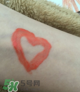 美康粉黛鎏金唇釉怎么樣？美康粉黛鎏金唇釉試色