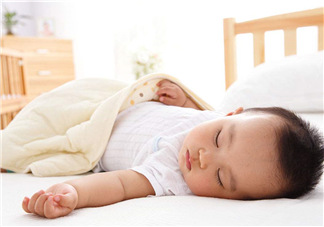 怎么樣培養(yǎng)寶寶自己入睡？怎么樣培養(yǎng)寶寶整夜睡覺？