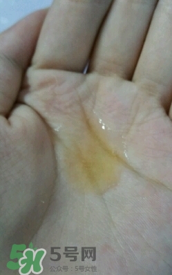 護(hù)發(fā)精油怎么用？護(hù)發(fā)精油使用方法