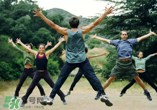 波比跳一天做多少個？波比跳每天多少個合適？