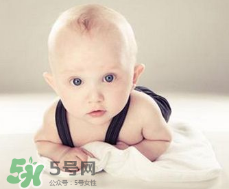 剪臍帶是寶寶疼還是媽媽疼？剪臍帶孕婦會(huì)痛嗎？