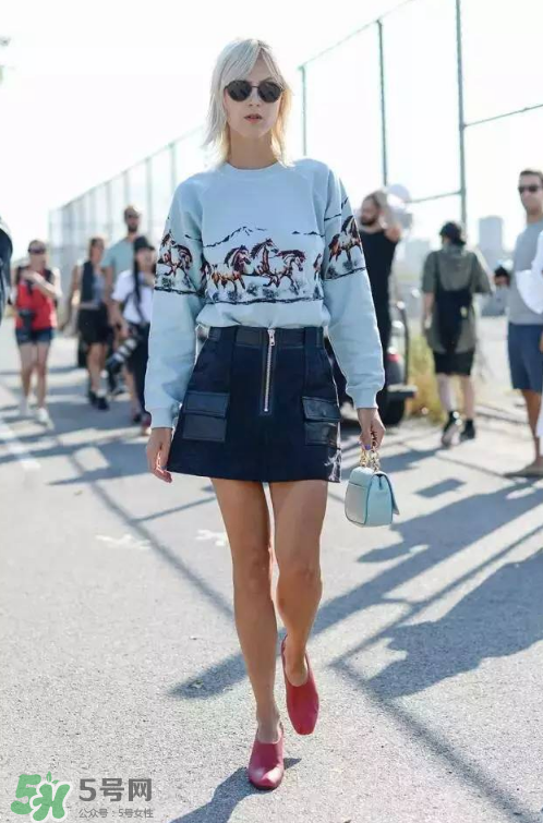 秋天可以穿衛(wèi)衣嗎？秋天衛(wèi)衣穿搭