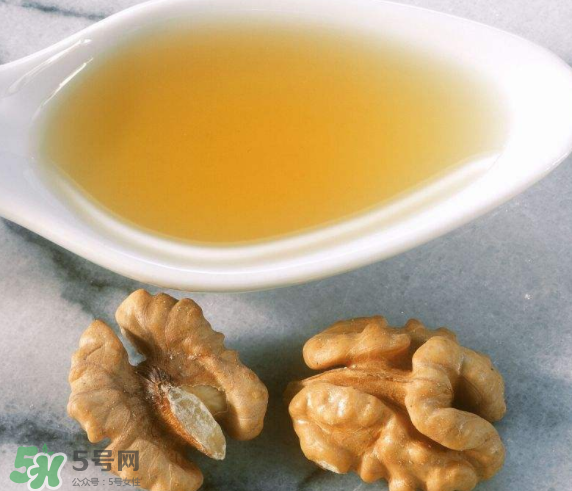 初蘊(yùn)核桃油好嗎？初蘊(yùn)核桃油怎么樣？