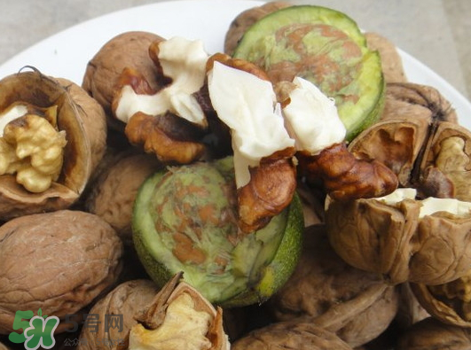 鮮核桃為什么是苦的？鮮核桃苦是怎么回事？