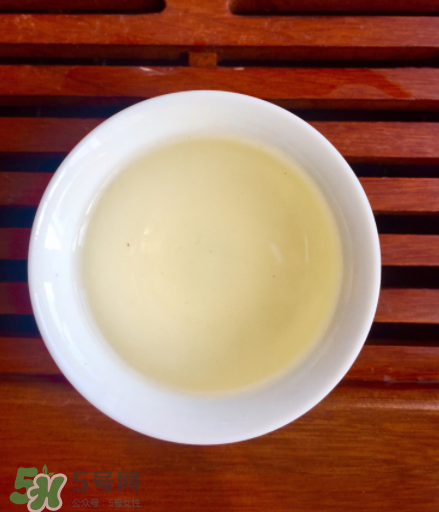 白毫銀針屬于綠茶嗎？白毫銀針是什么茶？