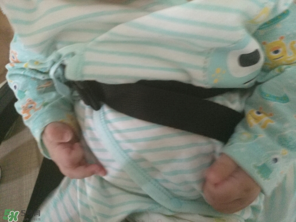 學(xué)步車哪個(gè)牌子的好？寶寶幾個(gè)月可以坐學(xué)步車？